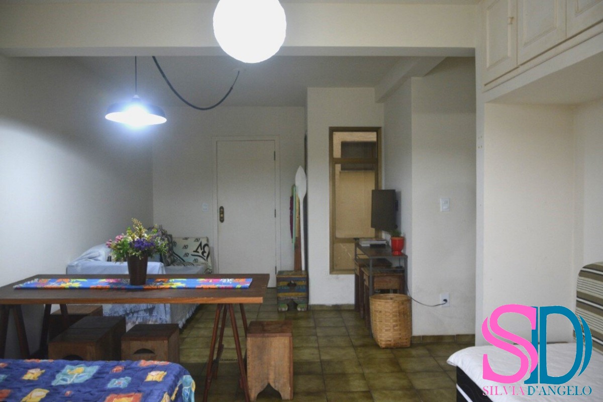 Apartamento à venda com 1 quarto, 37m² - Foto 11