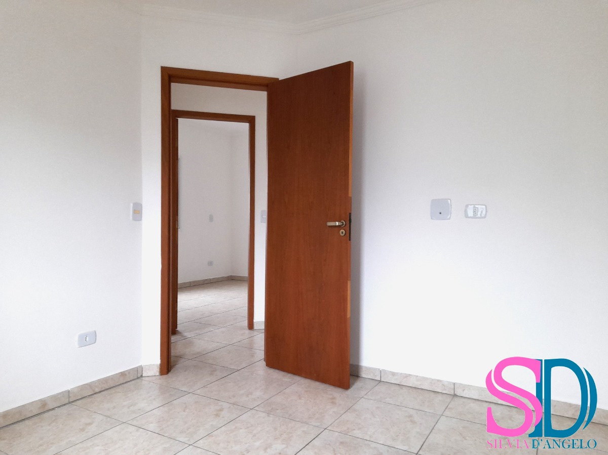 Apartamento para alugar com 2 quartos, 80m² - Foto 18