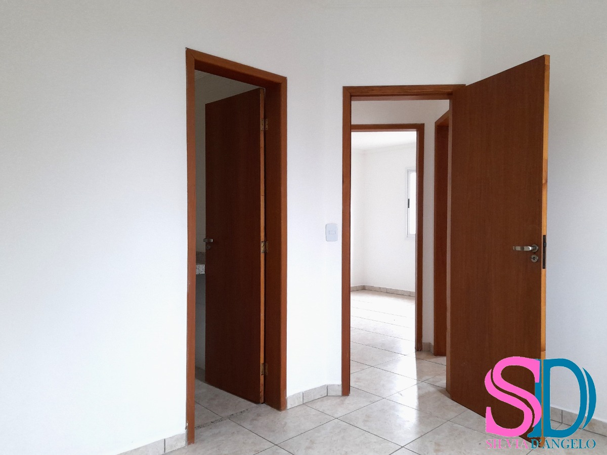 Apartamento para alugar com 2 quartos, 80m² - Foto 14