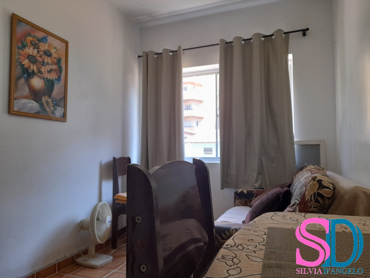 Apartamento à venda com 1 quarto, 42m² - Foto 4