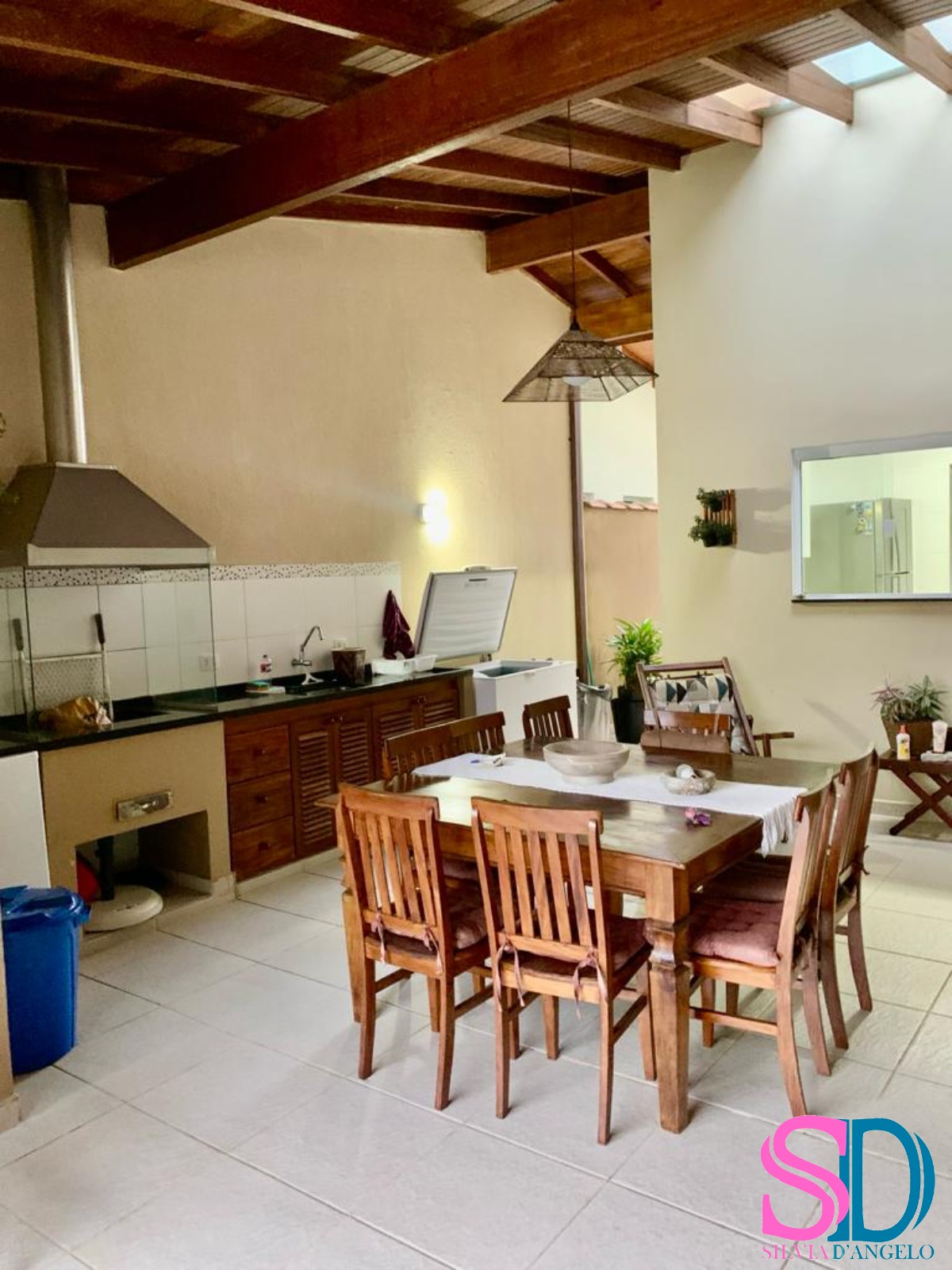 Casa à venda com 4 quartos, 205m² - Foto 18