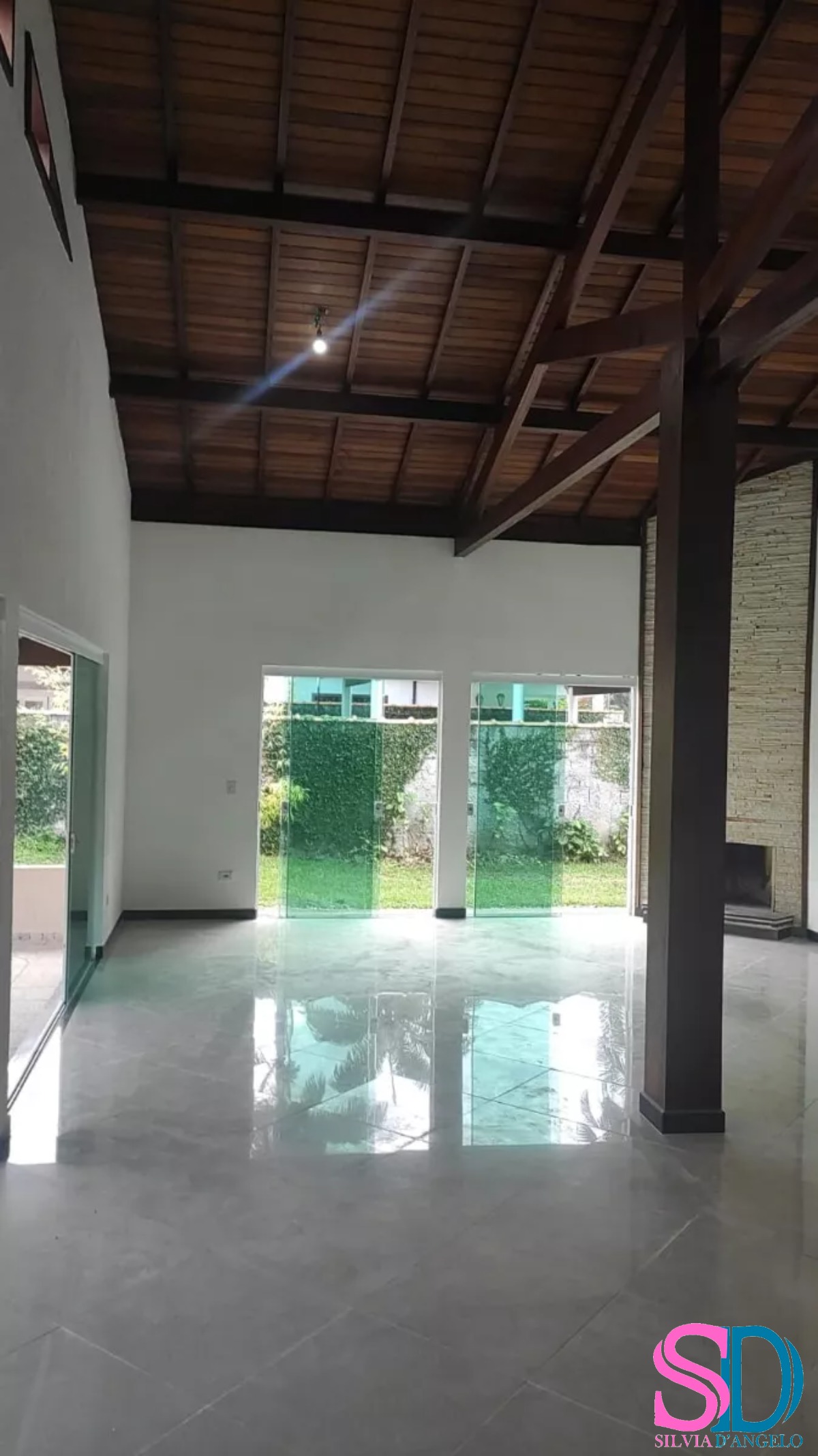 Casa à venda com 3 quartos, 238m² - Foto 21