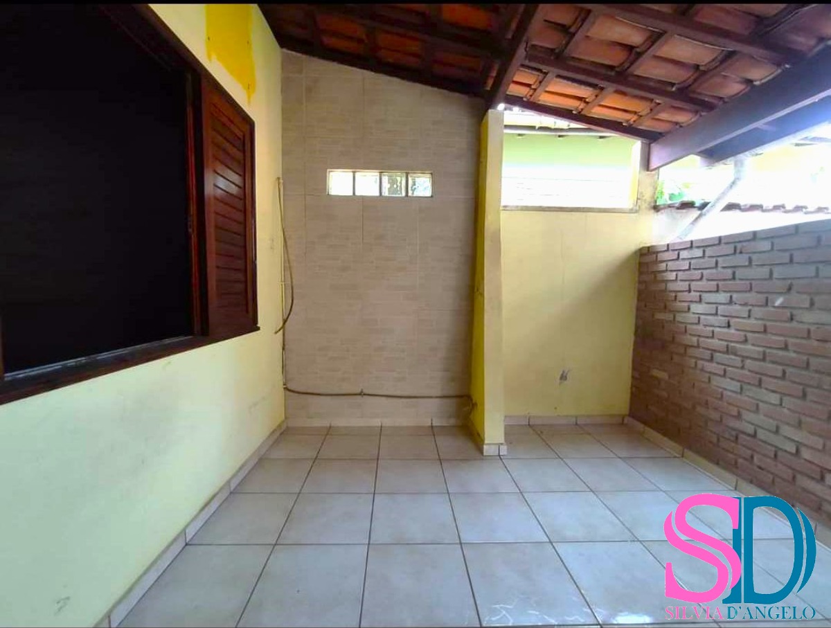 Casa para alugar com 5 quartos, 204m² - Foto 13