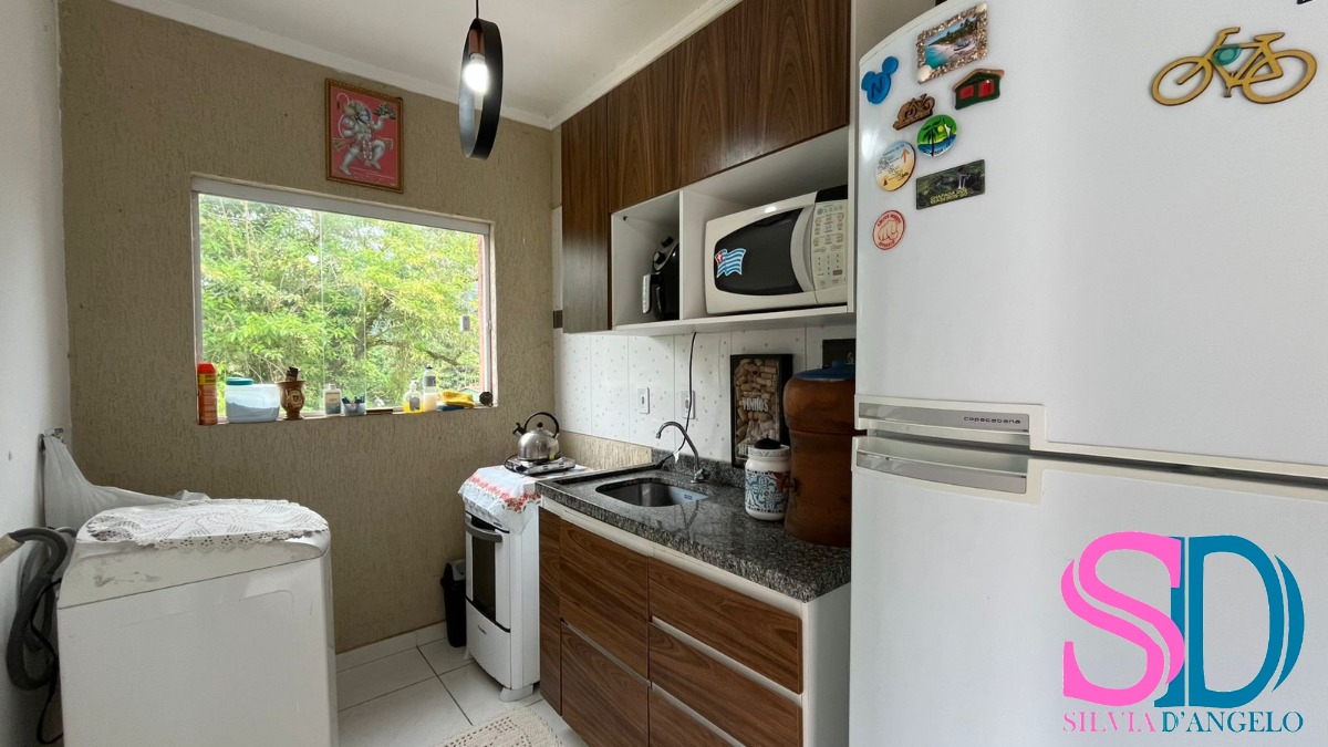 Apartamento à venda com 2 quartos, 65m² - Foto 1